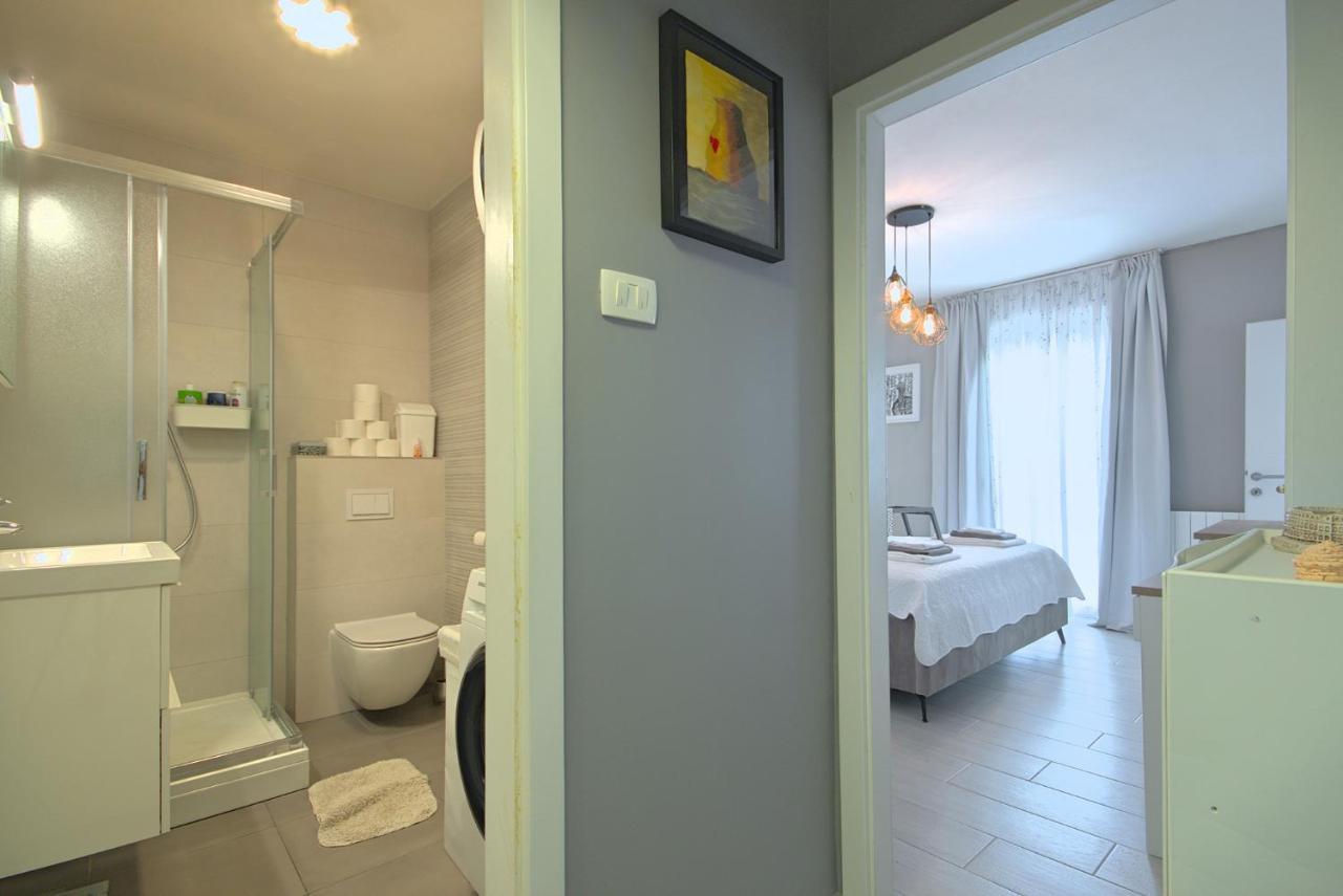 App Enterprise Umag Exterior foto